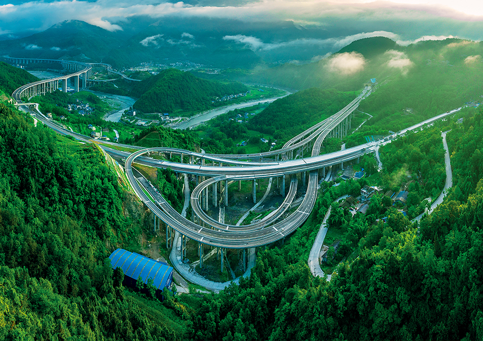 四川省高速公路發(fā)展創(chuàng)新投融資模式研究